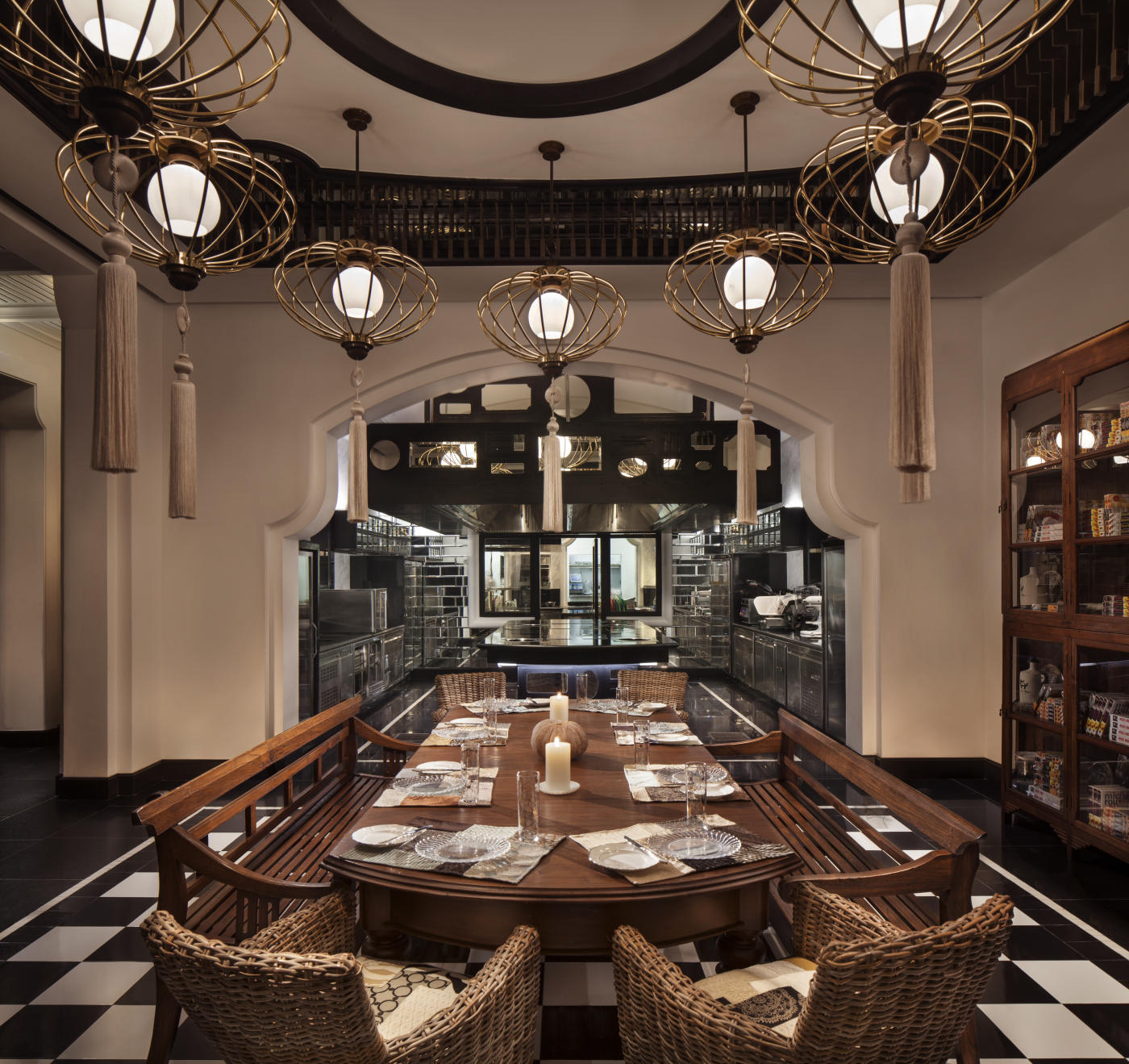 %E1%BA%A2nh%203%20-%20Nh%C3%A0%20h%C3%A0ng%20%E2%80%9Cfine-dining%E2%80%9D%20La%20Maison%201888.jpg