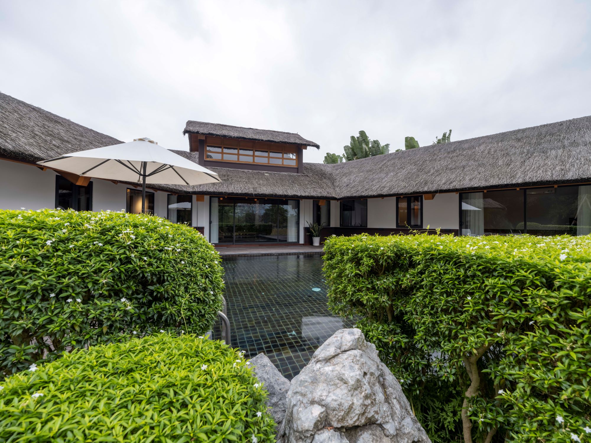 Onsen%20Villa%201.jpg