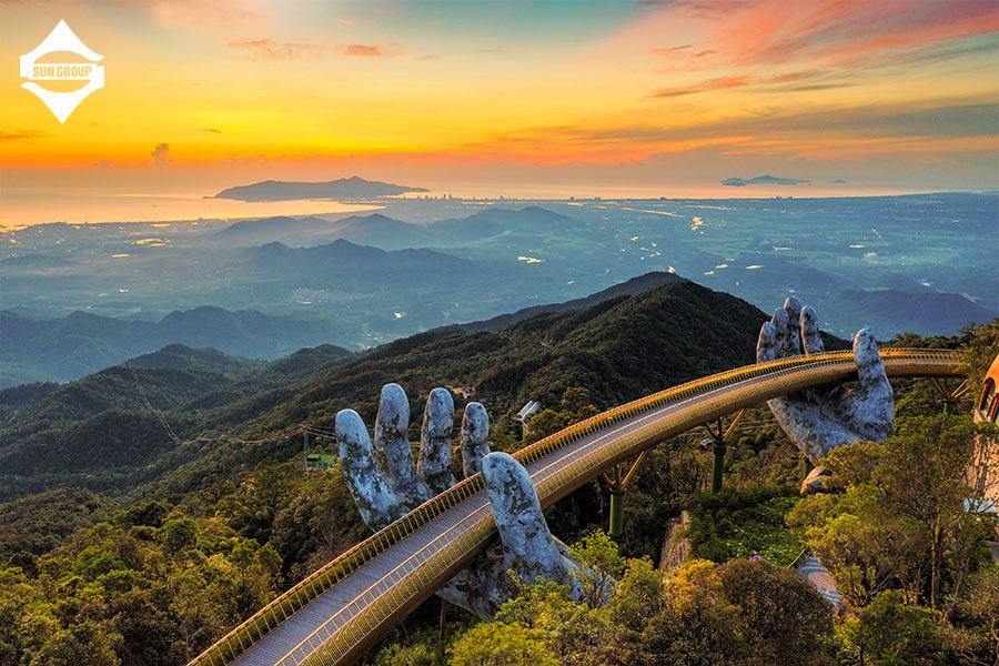 giới thiệu bà nà hills- cầu vàng bà nà hills
