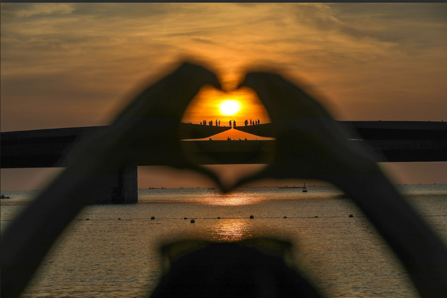 cau-hon-kiss-bridge-o-dau-3.jpg