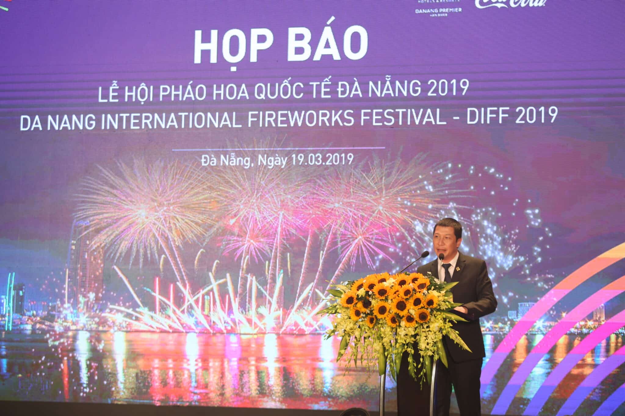 Hop-Bao-DIFF-2019-%C3%94ng-D%C6%B0%C6%A1ng-Th%E1%BA%BF-B%E1%BA%B1ng-%C4%90%E1%BA%A1i-di%E1%BB%87n-l%C3%A3nh-%C4%91%E1%BA%A1o-Sun-Group-ph%C3%A1t-bi%E1%BB%83u.jpg