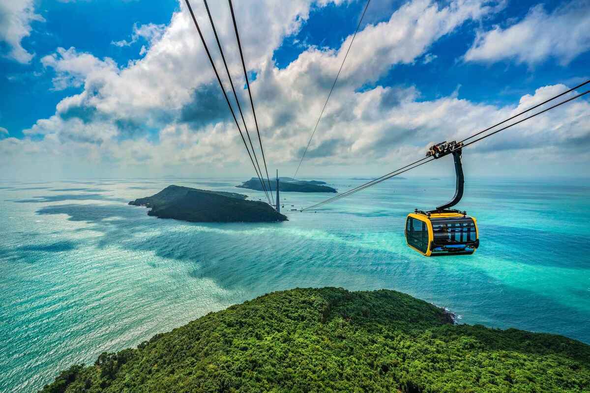 Hon%20Thom%20Cable%20Car%2C%20Phu%20Quoc_11zon.jpg