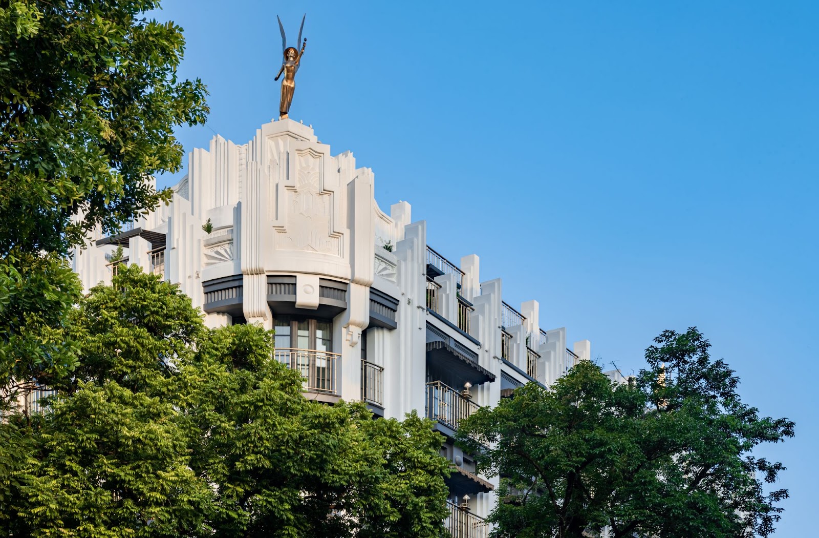 Capella Hanoi tiếp tục chuỗi giải thưởng với top 1 hạng mục “Khách sạn thành phố xuất sắc nhất” của tạp chí DestinAsian