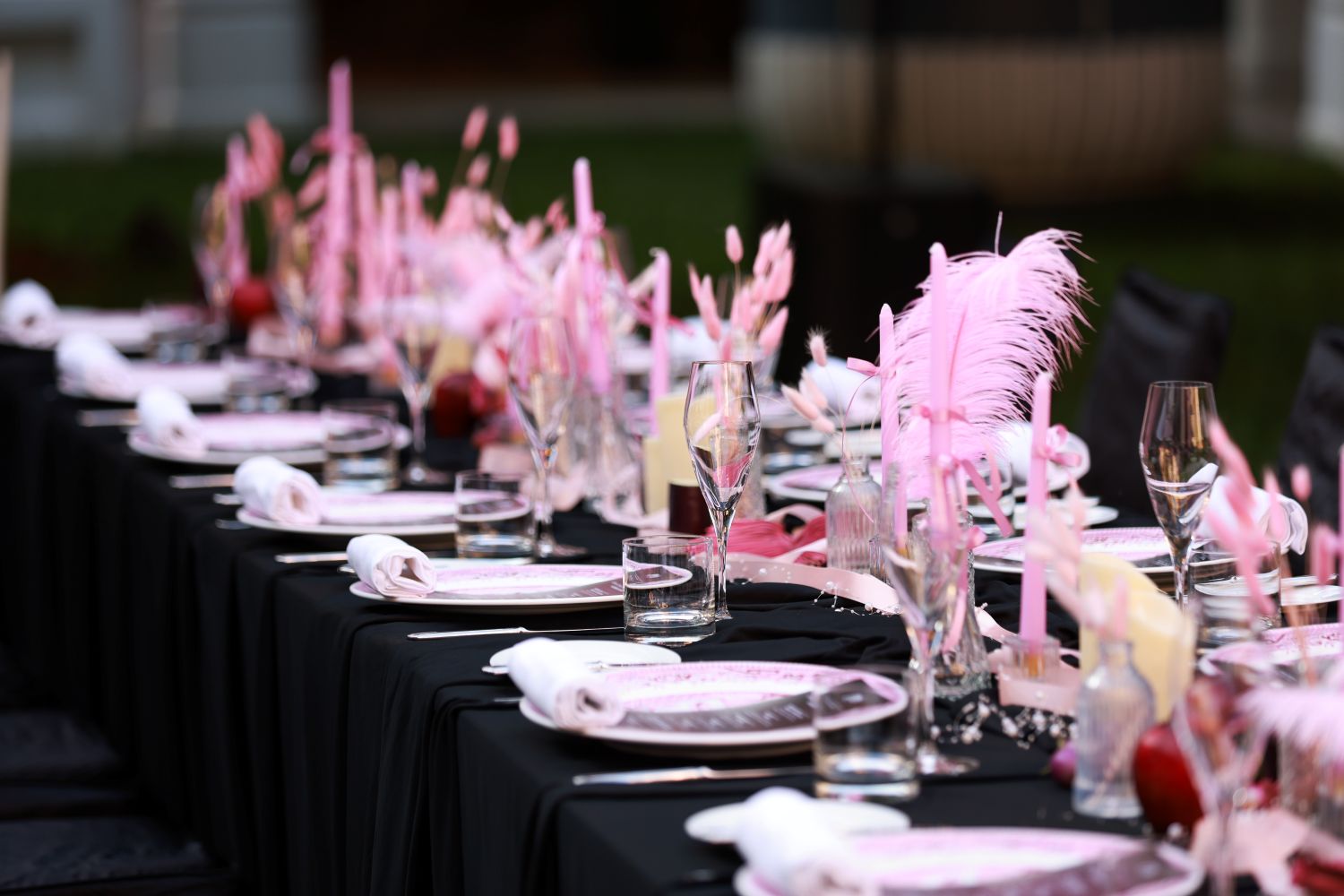 Không gian tiệc tối đậm chất nghệ thuật, nơi ẩm thực và cảm xúc giao thoa