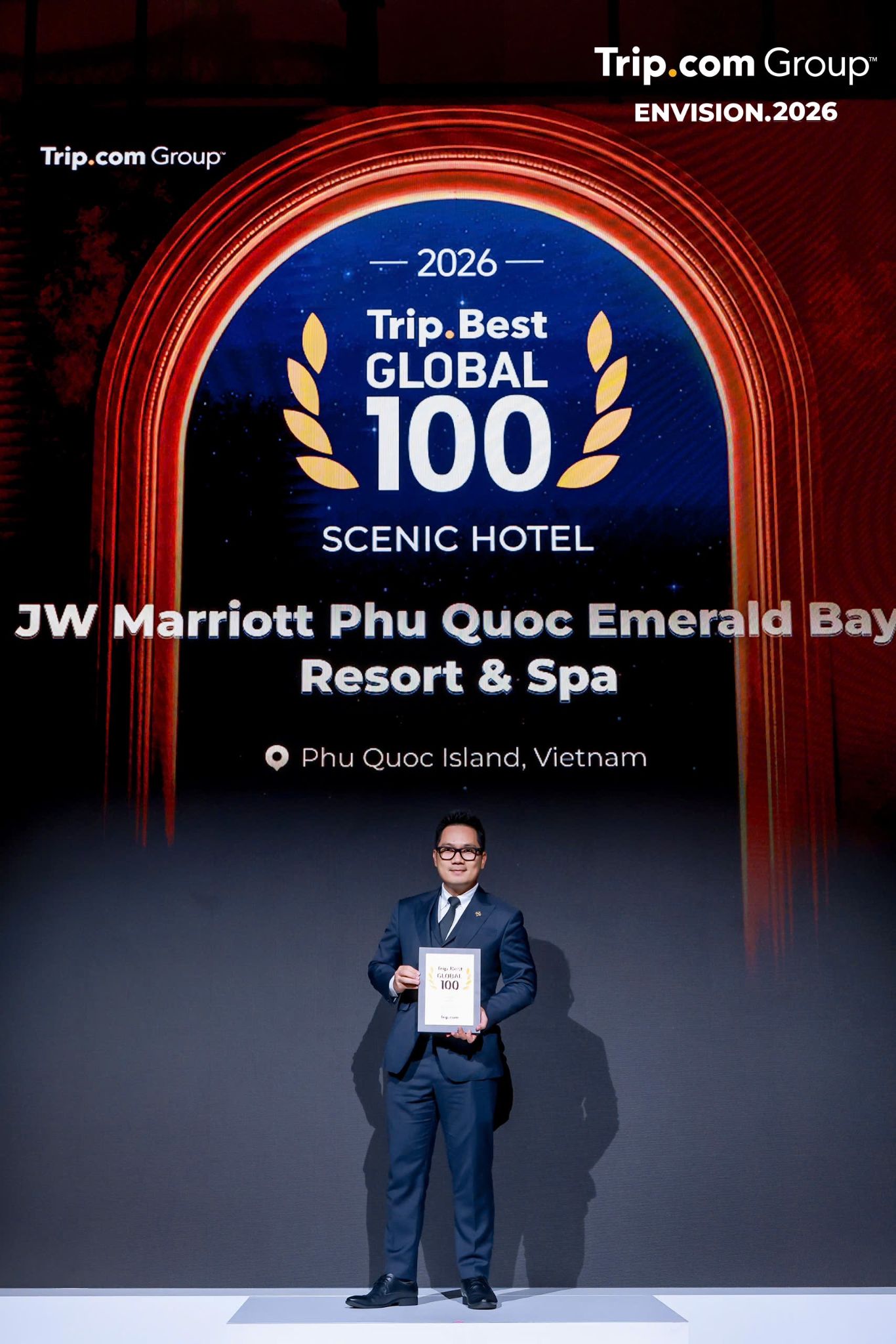 Khu nghỉ dưỡng cao cấp JW Marriott Phu Quoc Emerald Bay Resor được vinh danh trong hạng mục Cảnh quan đẹp nhất