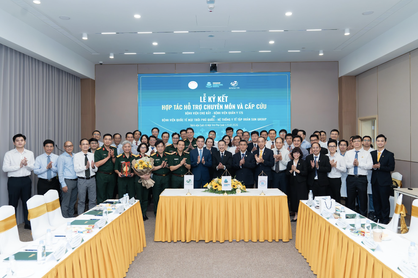 Lễ ký kết hợp tác chuyên môn toàn diện giữa ba bệnh viện