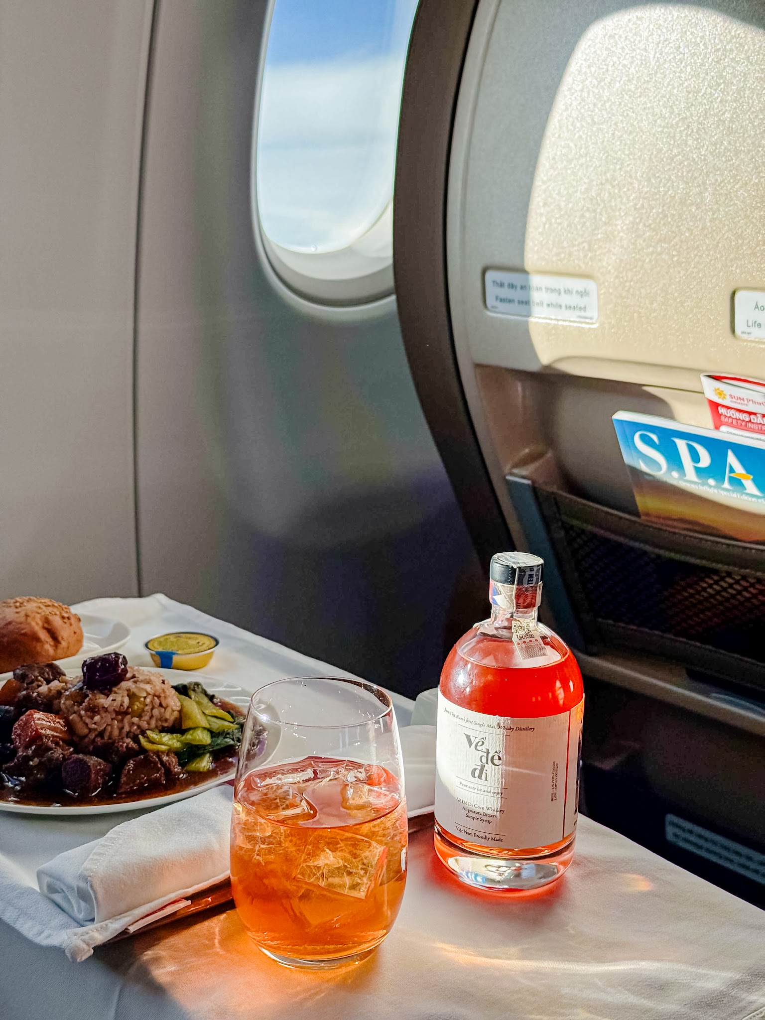 “Old Fashion” trên chuyến bay của Sun PhuQuoc Airways