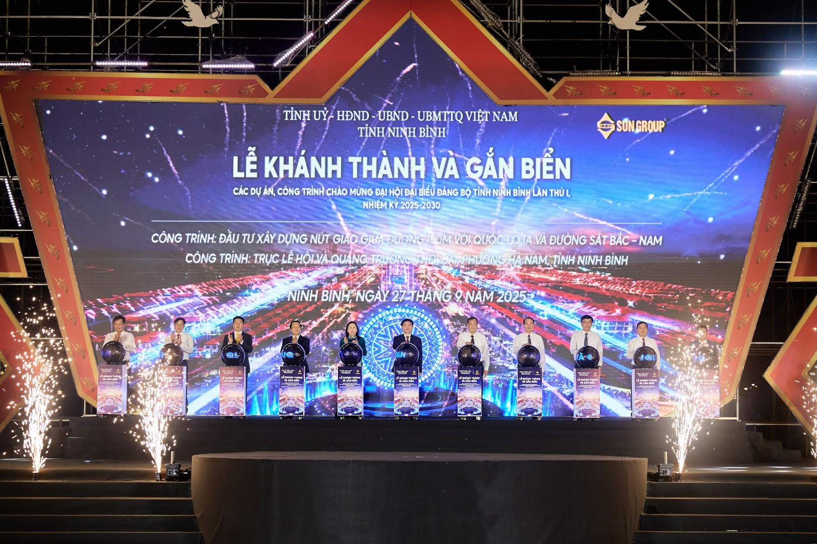 Nghi lễ khánh thành và gắn biển các công trình