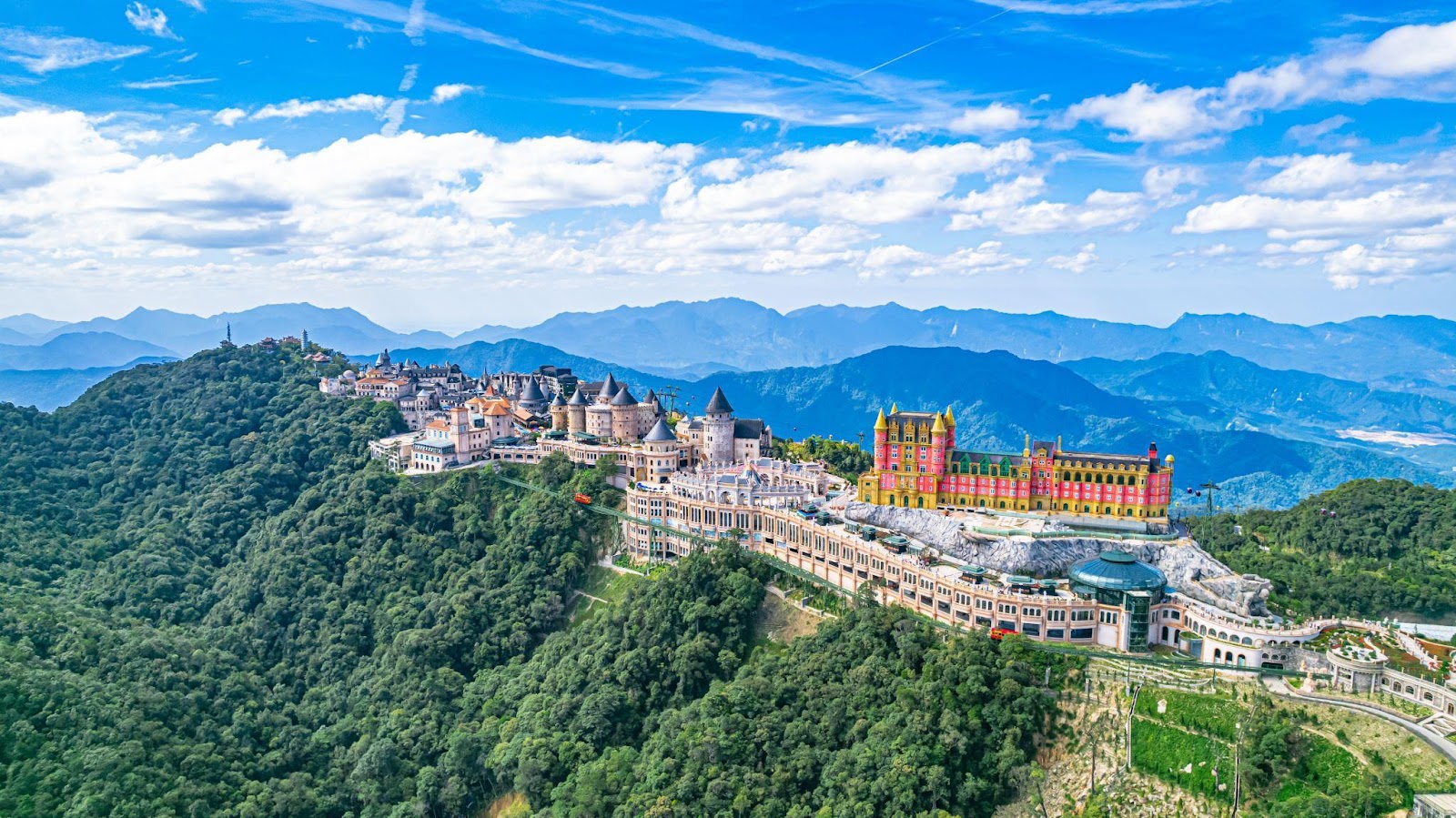 Sun World Ba Na Hills tại Đà Nẵng.