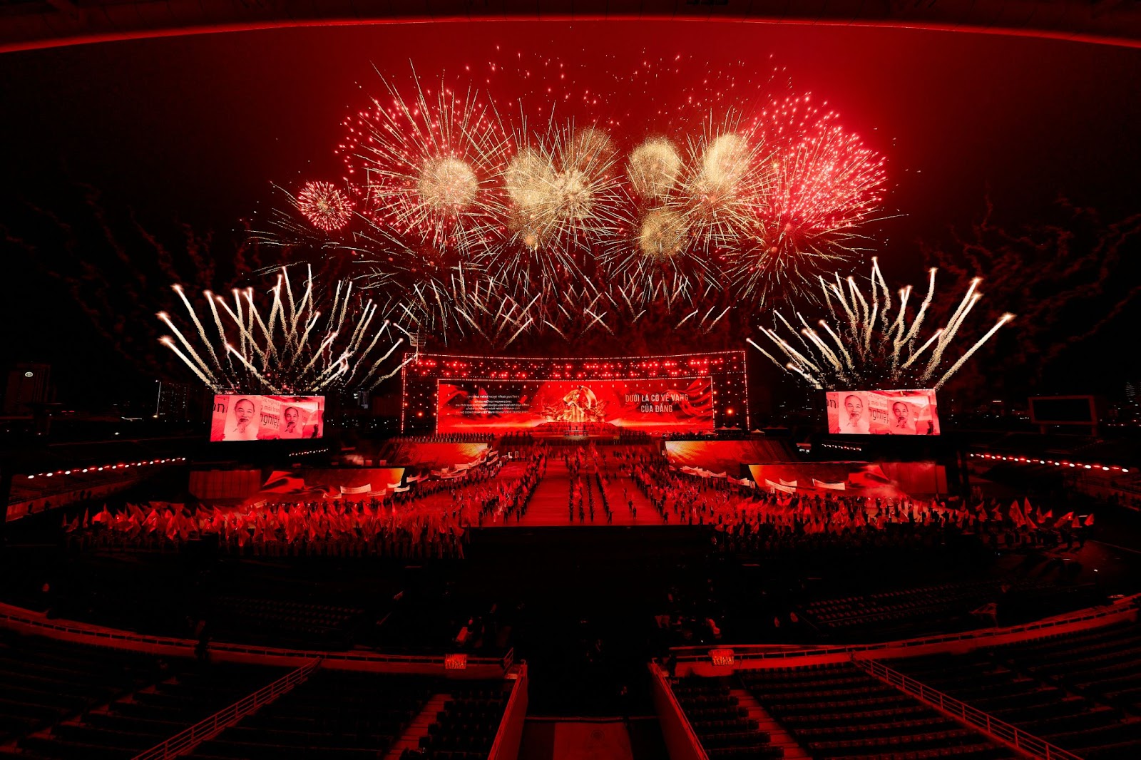 Đại nhạc hội pháo hoa sẽ có sân khấu nghệ thuật quy mô lớn bậc nhất Việt Nam.