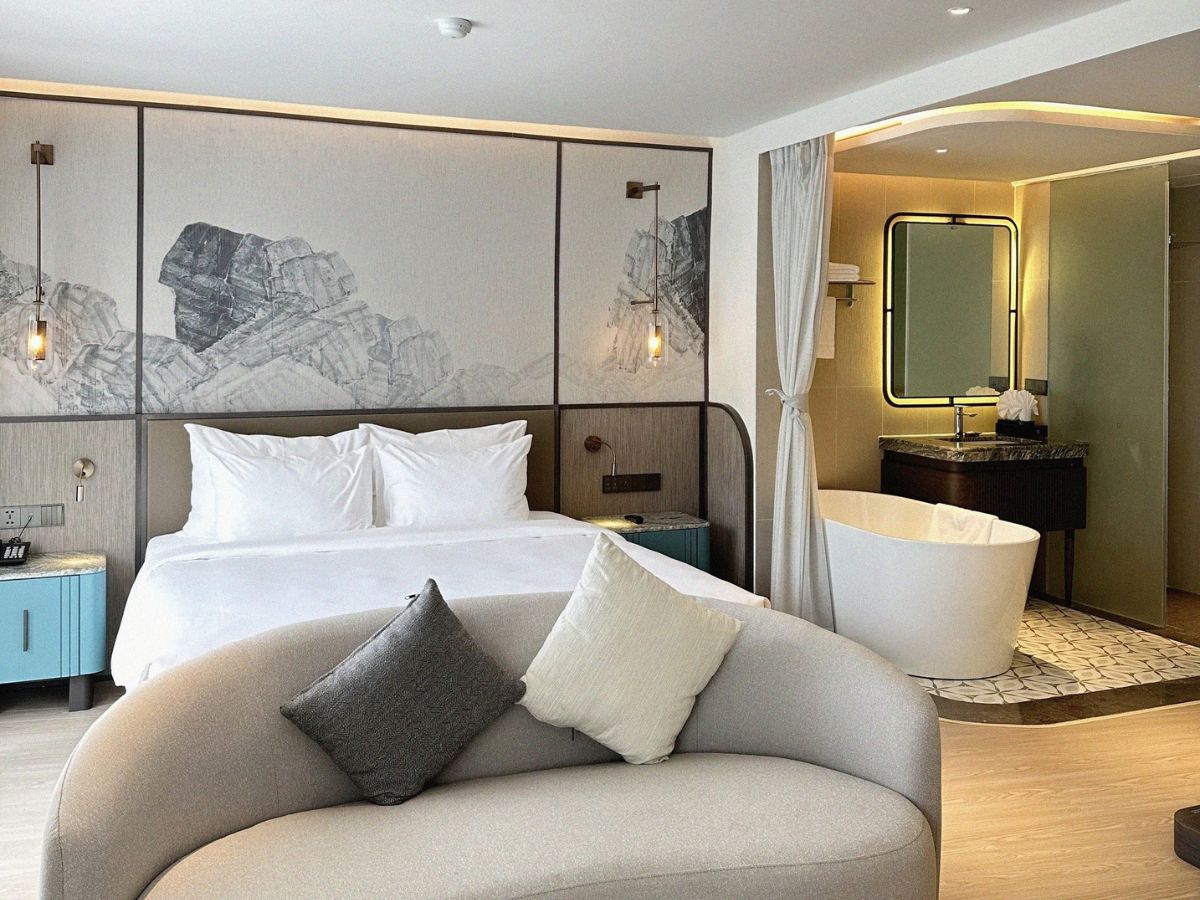 Comfortable room system.