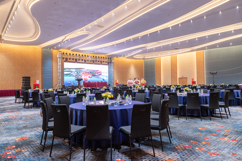 Large-scale event center at Doi Rong (Dragon Hill).