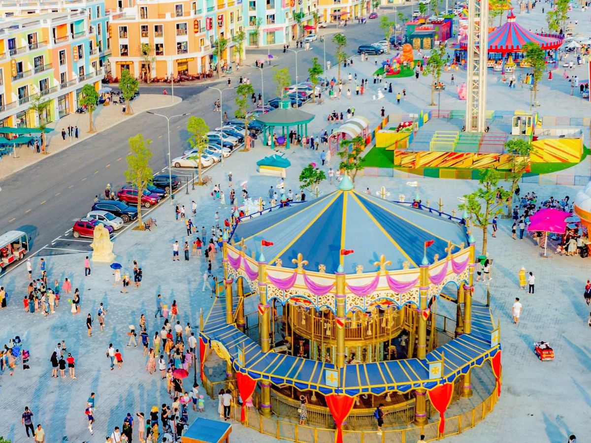 Công viên đảo Vũ Yên (Hải Phòng) rộng thoáng đãng.