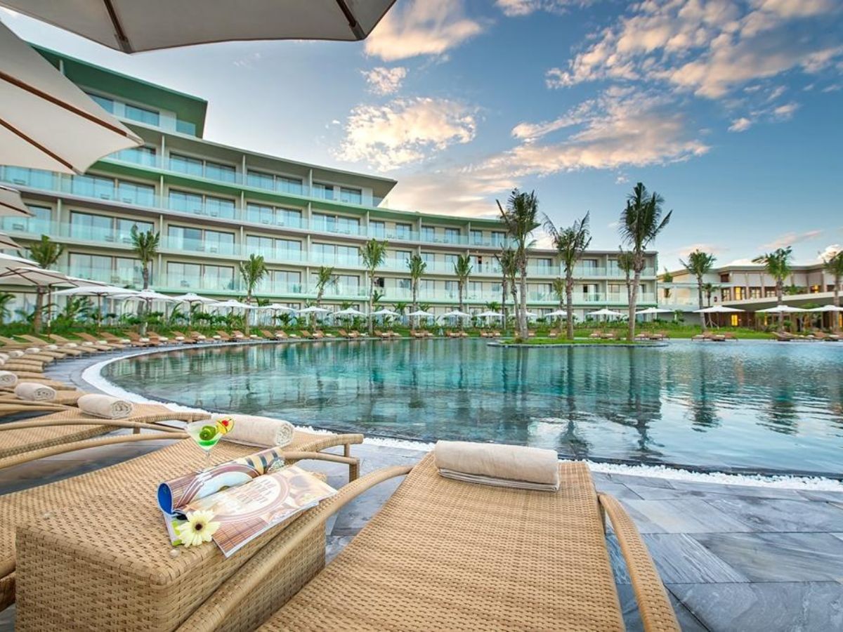 Nhiều lựa chọn nghỉ dưỡng sang trọng tại Hạ Long và Hải Phòng.