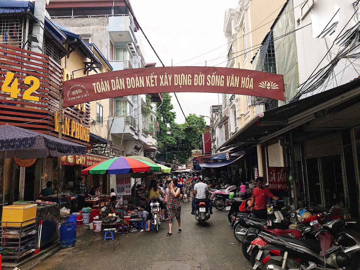 Không khí chợ Đổ Hải Phòng nhộn nhịp đầu ngày