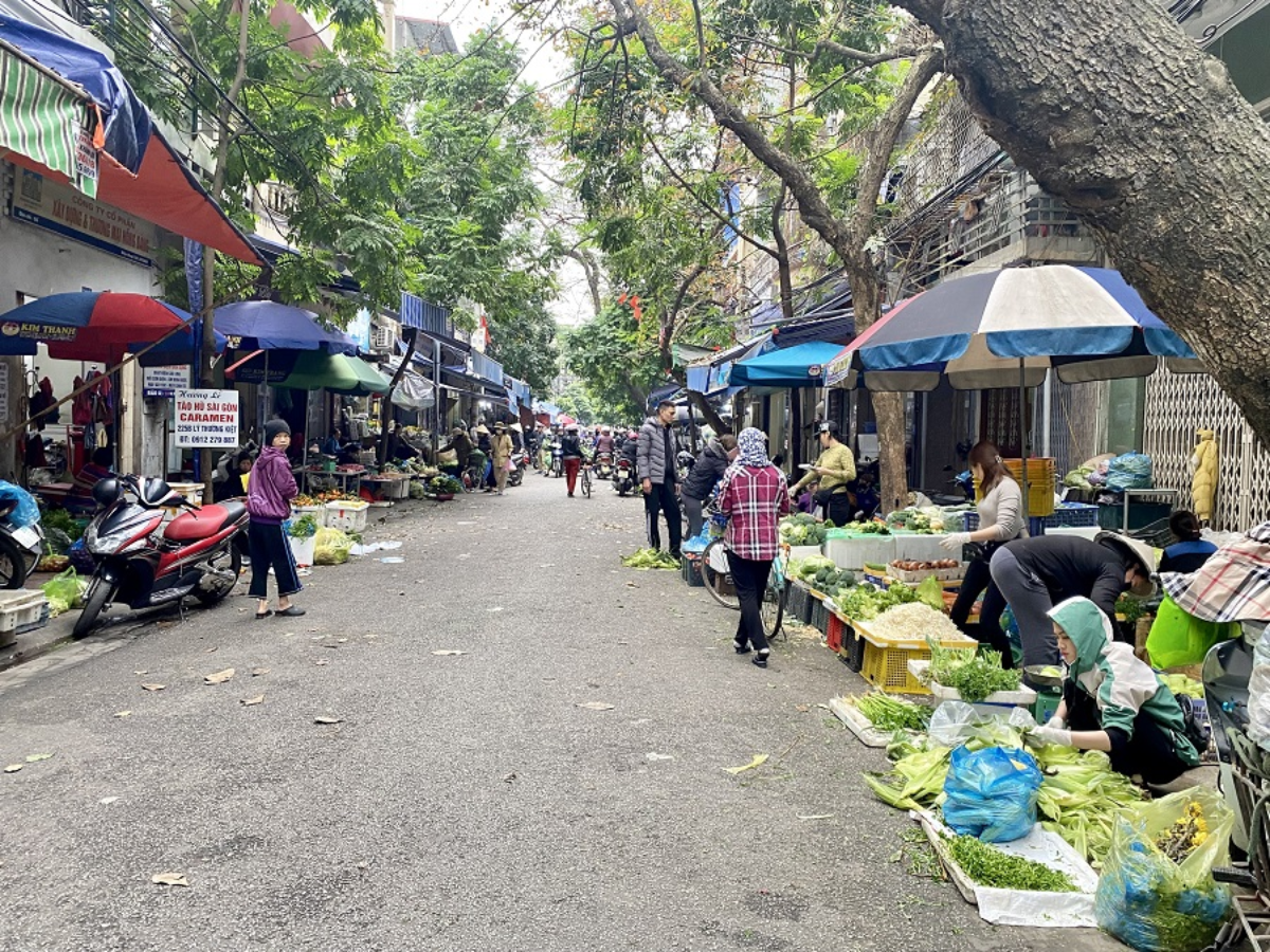 Thực phẩm tươi mới vào đầu ngày.