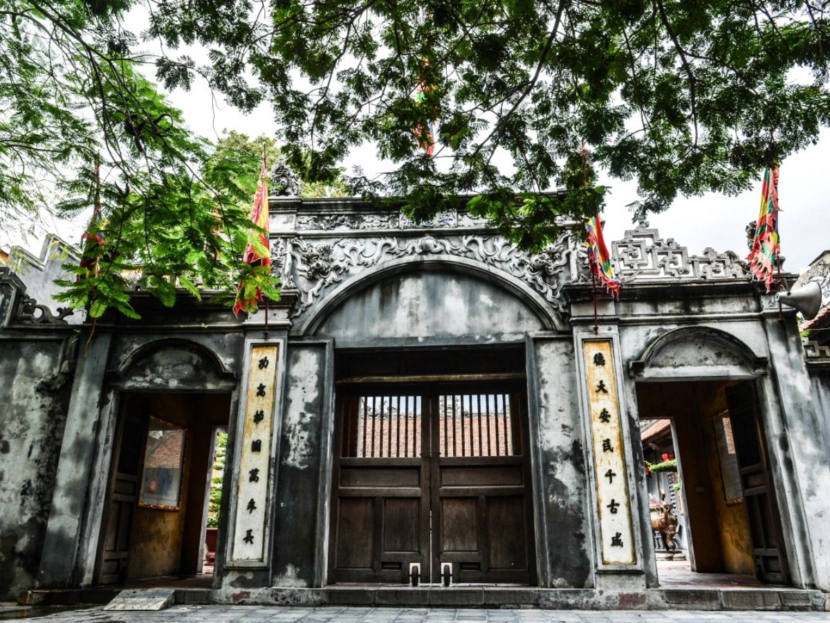 Đền Nghè (Hải Phòng) là điểm du lịch tâm linh nổi tiếng