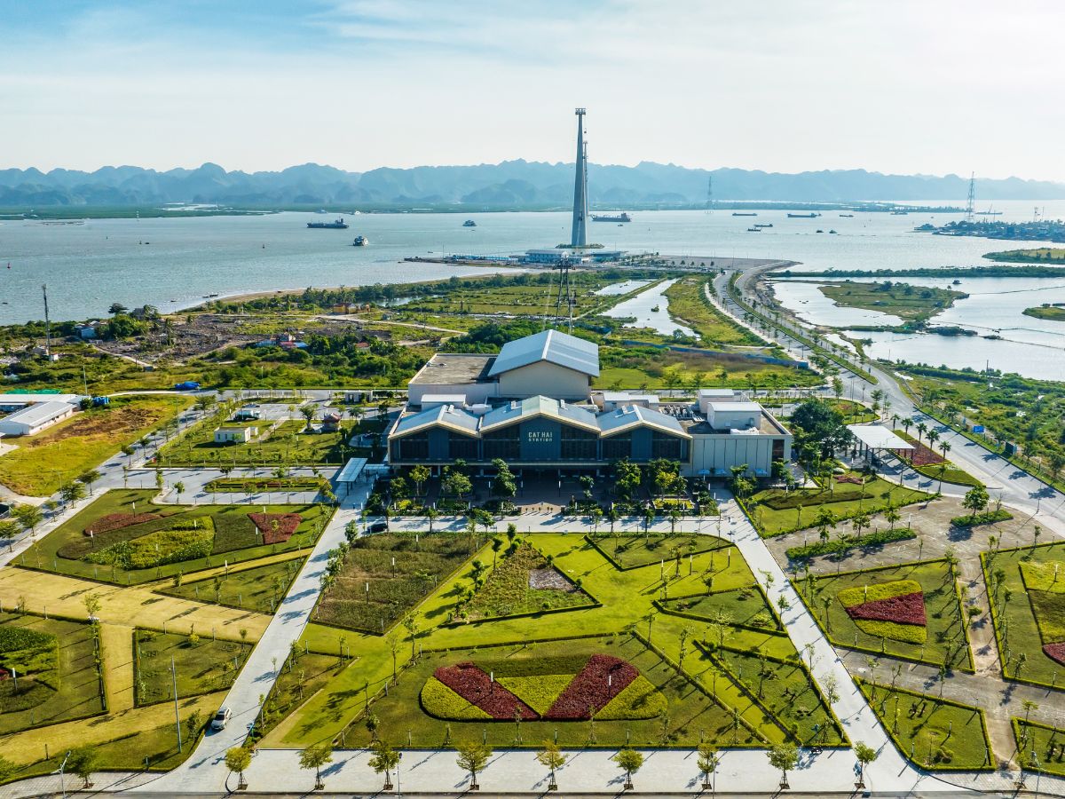 Chọn tàu cao tốc hay cáp treo Sun World phụ thuộc vào nhu cầu của du khách