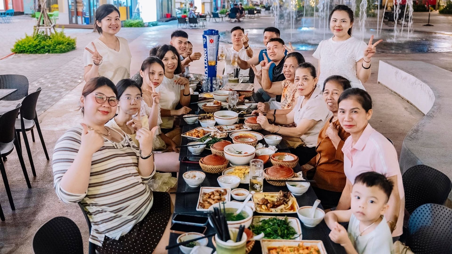 Hải sản luôn là món ăn rất đáng thử khi đến với Cát Bà