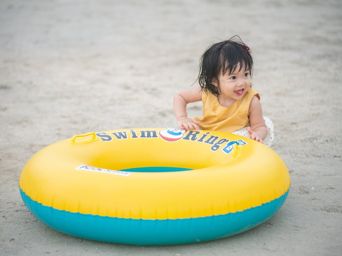 Gia đình có trẻ nhỏ có thể ưu tiên Cát Bà và Đồ Sơn vì hai khu vực này có nhiều lựa chọn vui chơi, ăn uống và nghỉ dưỡng