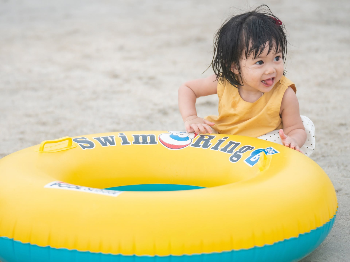 Không gian ven biển được quy hoạch gọn gàng, sạch sẽ, phù hợp cho cả hoạt động đi bộ thư giãn lẫn vui chơi cùng trẻ em