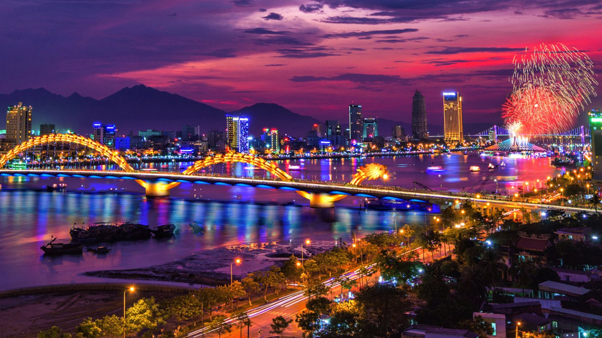 khách sạn Đà Nẵng gần cầu Rồng