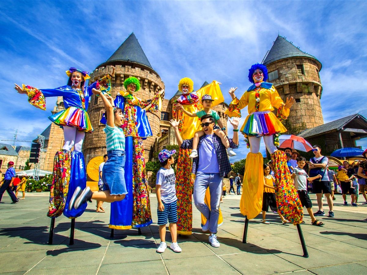 Sun World Ba Na Hills thường xuyên có những chương trình ưu đãi về giá vé cho các du khách