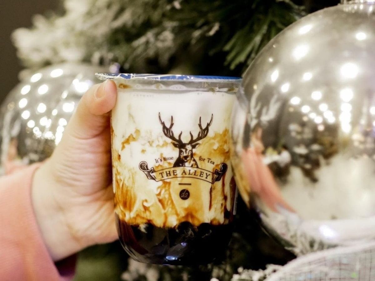 The Alley nằm ở 64 Nguyễn Văn Linh, Hải Châu sở hữu không gian sang trọng.