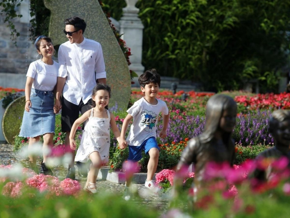 Vườn hoa Le Jardin D’Amour tại Sun World Ba Na Hills là nơi chụp hình đẹp cho các gia đình.