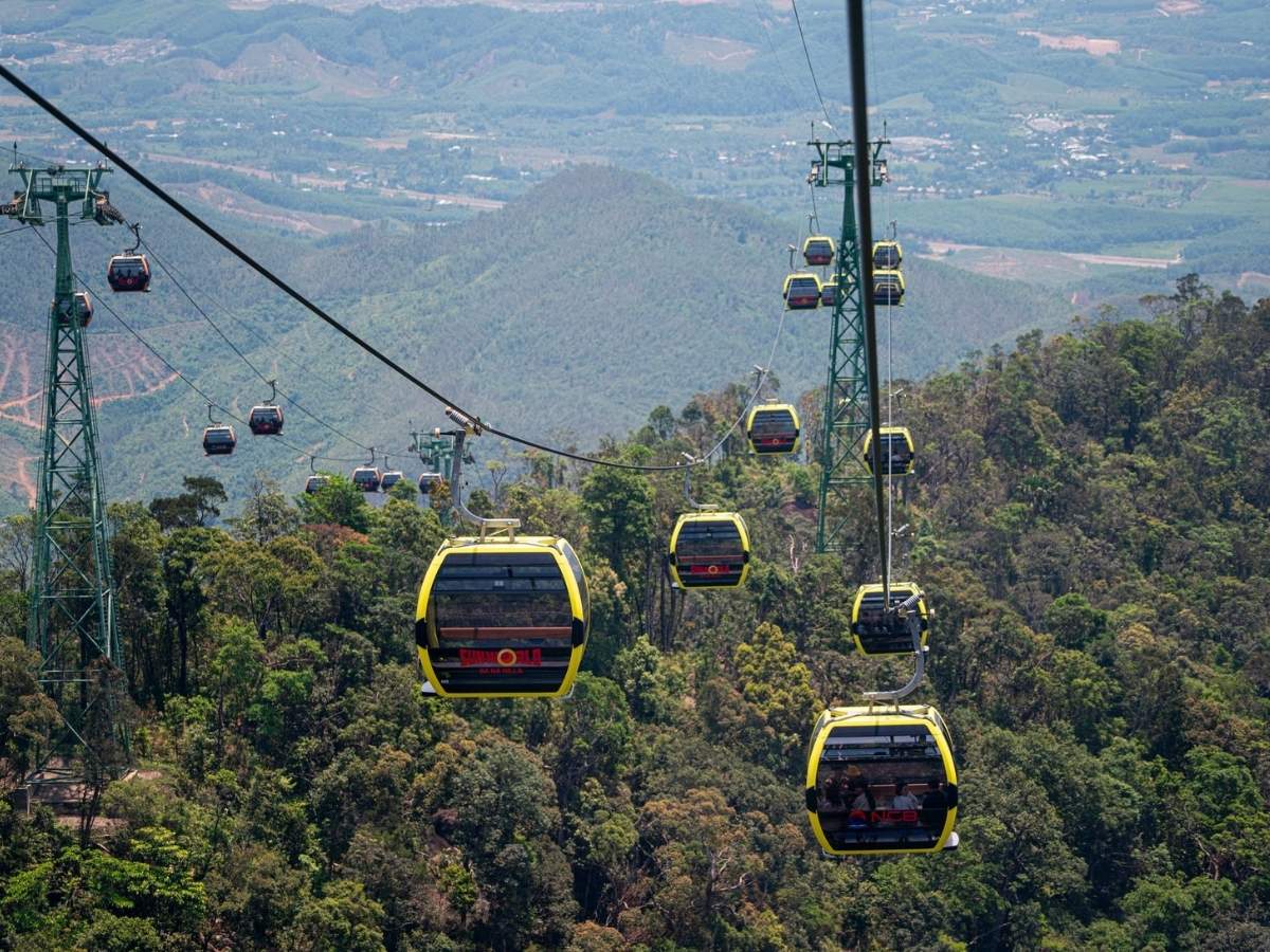 Bà Nà Hills luôn là lựa chọn hàng đầu trong số các địa điểm du lịch Đà Nẵng mùa hè nên có trong lịch trình.