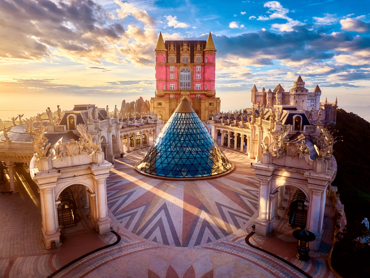 Quảng trường Nhật Thực tại Sun World Ba Na Hills