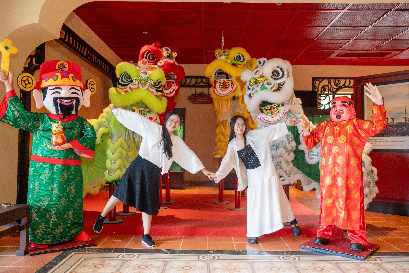 Bảo tàng Nghệ thuật Lân Sư Rồng là một trong những địa điểm du lịch ấn tượng khi đến Đà Nẵng vào dịp Tết dương lịch