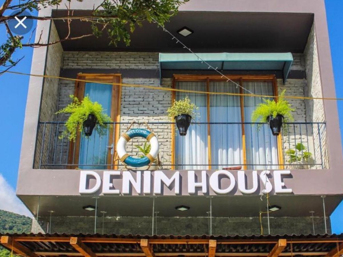 Trải nghiệm không gian xanh mát, yên bình tại Denim House