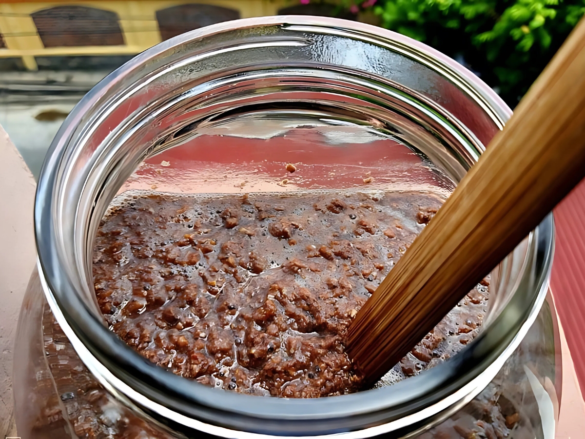 Hướng dẫn bảo quản mắm cáy Bình Lục giữ trọn hương vị