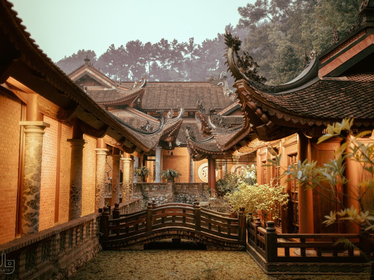 Chiêm ngưỡng khung cảnh thanh tịnh tại chùa Địa Tạng Phi Lai