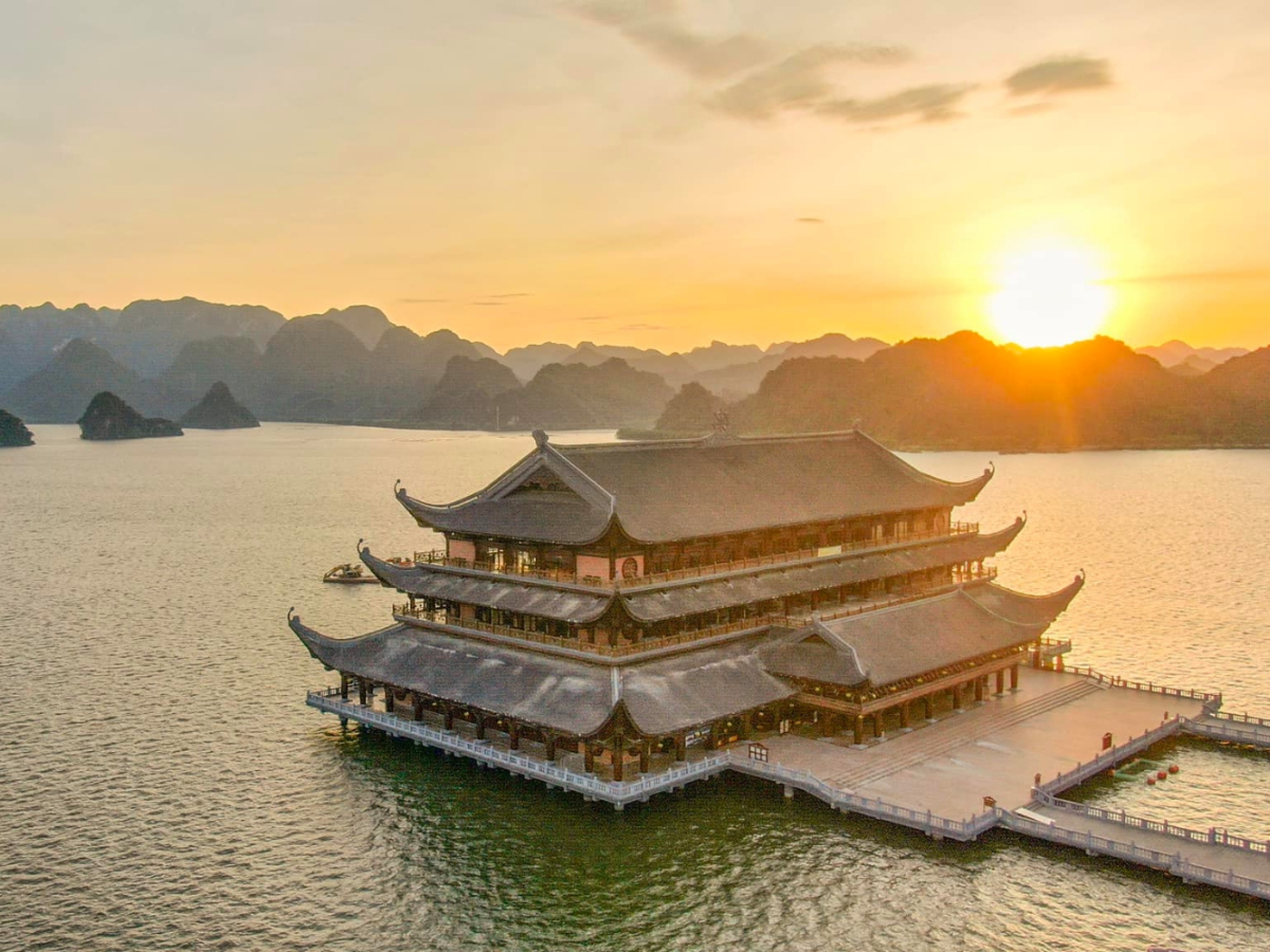 Chùa Tam Chúc - điểm đến không thể bỏ lỡ