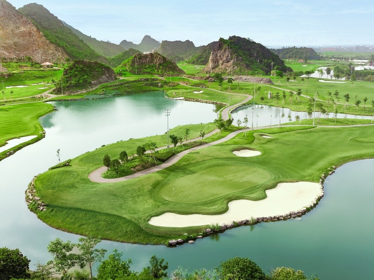Toàn cảnh sân golf Hà Nam