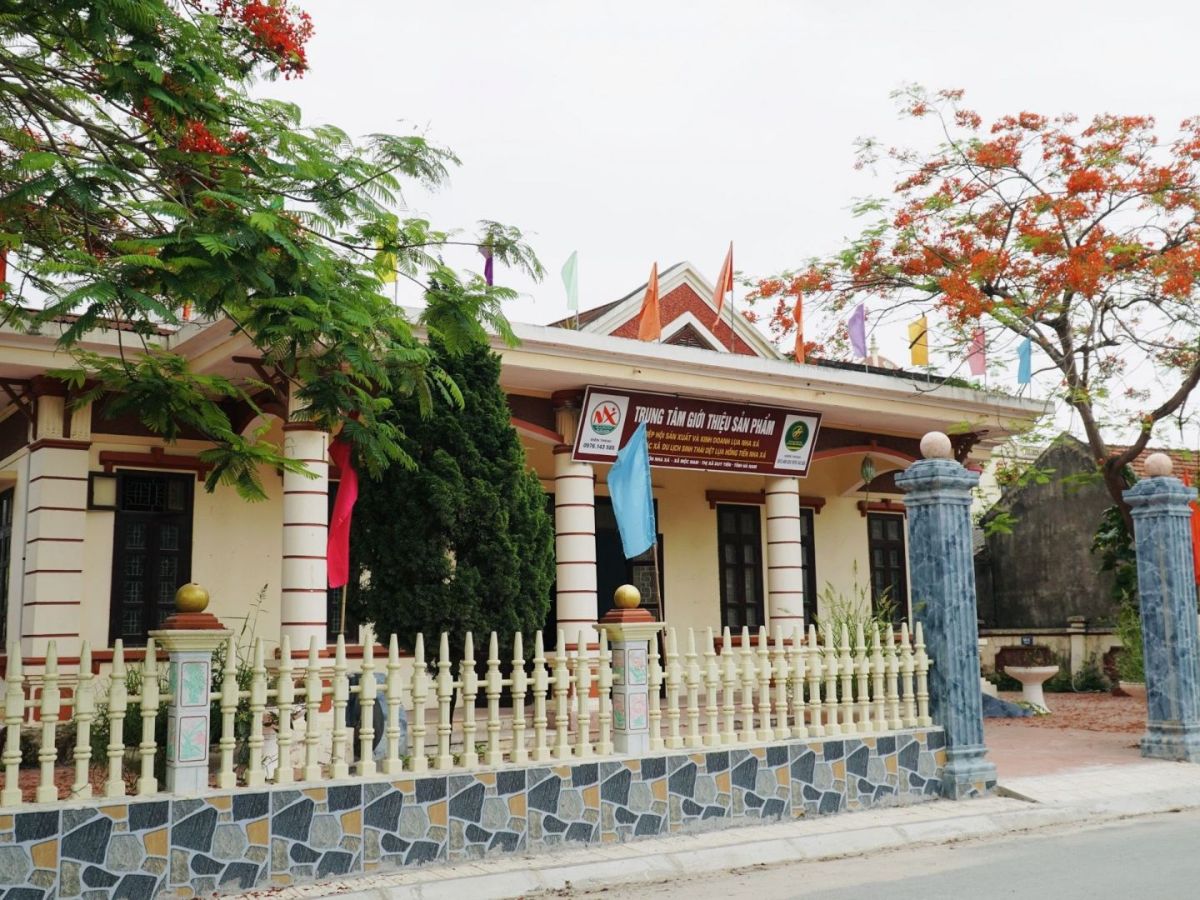 Trung tâm giới thiệu sản phẩm lụa tơ tằm Nha Xá