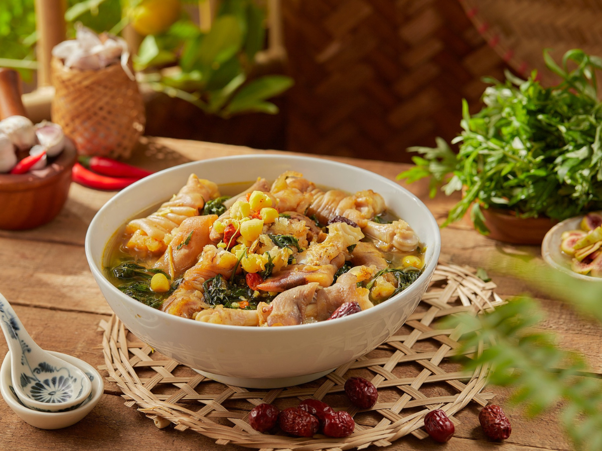 Món chân dê hầm ngải cứu thơm ngon