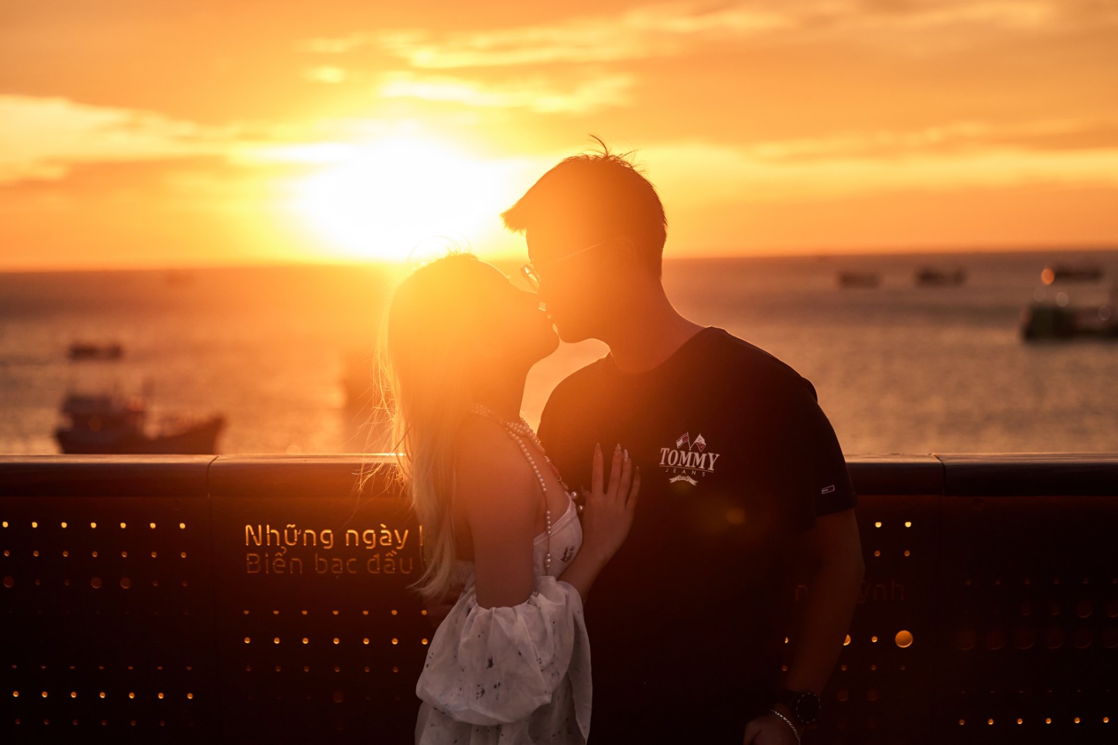Kiss%20Bridge%2023.jpg