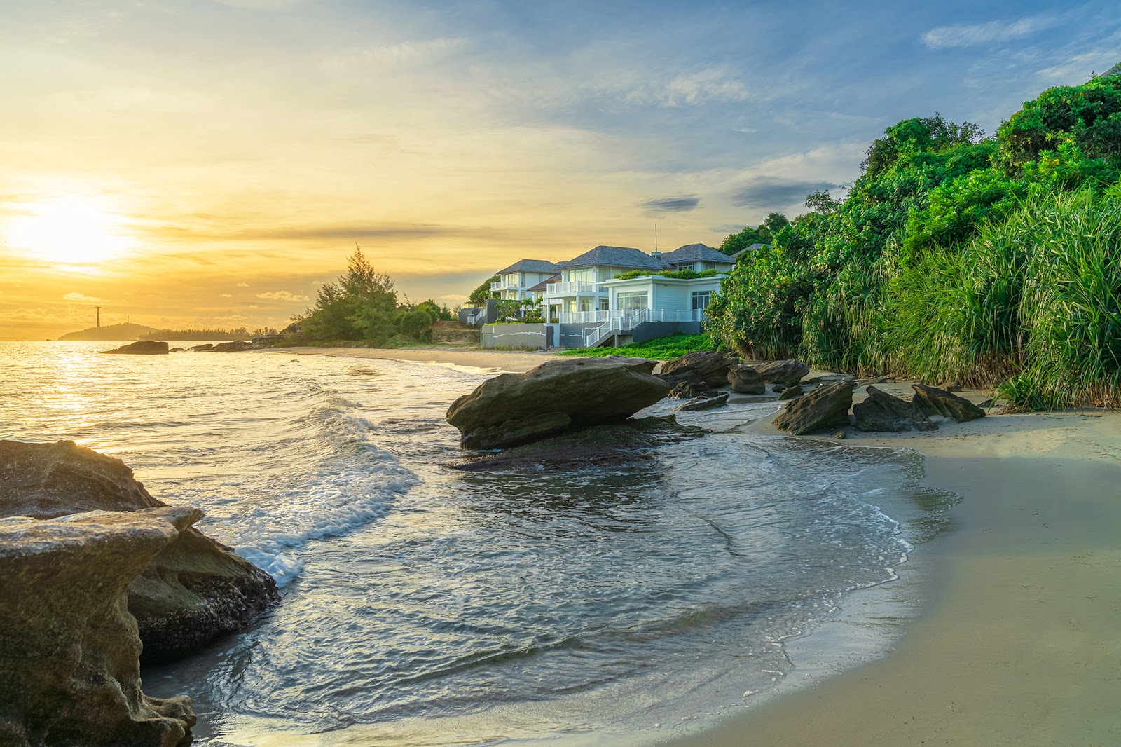 Уникальное место, где можно любоваться и рассветом, и закатом