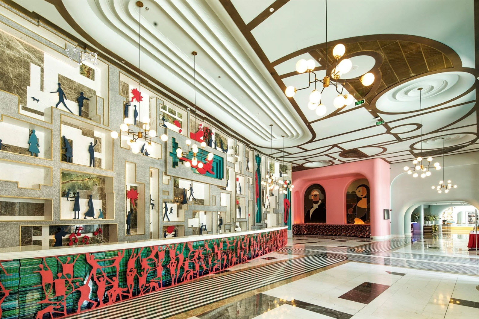 Sảnh đón khách tại tầng 1 độc đáo và đậm chất nghệ thuật