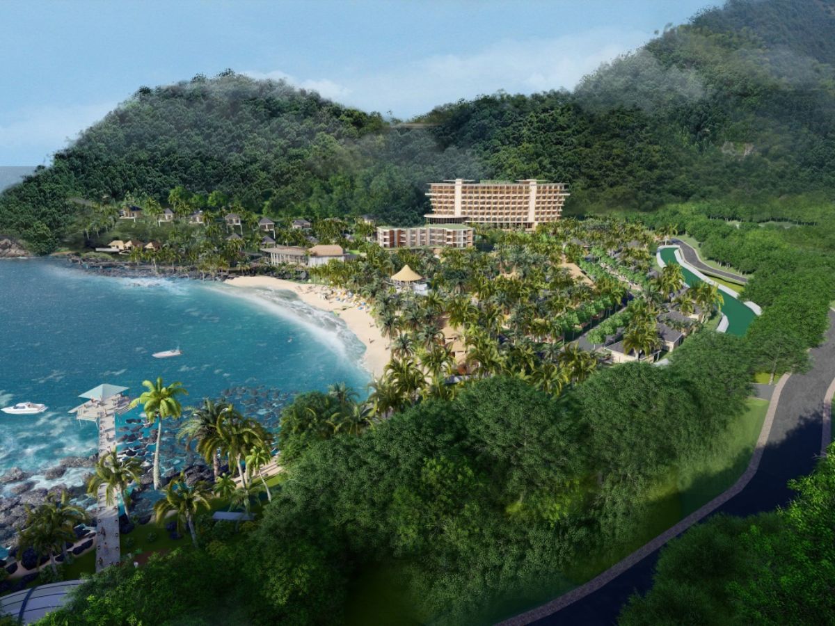 Bãi Cây Mến Nam Du gây ấn tượng với bờ cát trắng mịn trải dài ven biển.