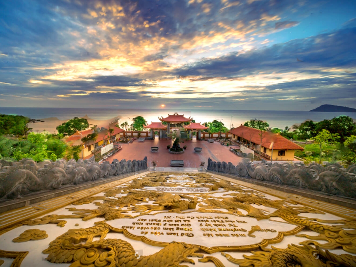 Chùa Hộ Quốc sở hữu không gian và kiến trúc ấn tượng