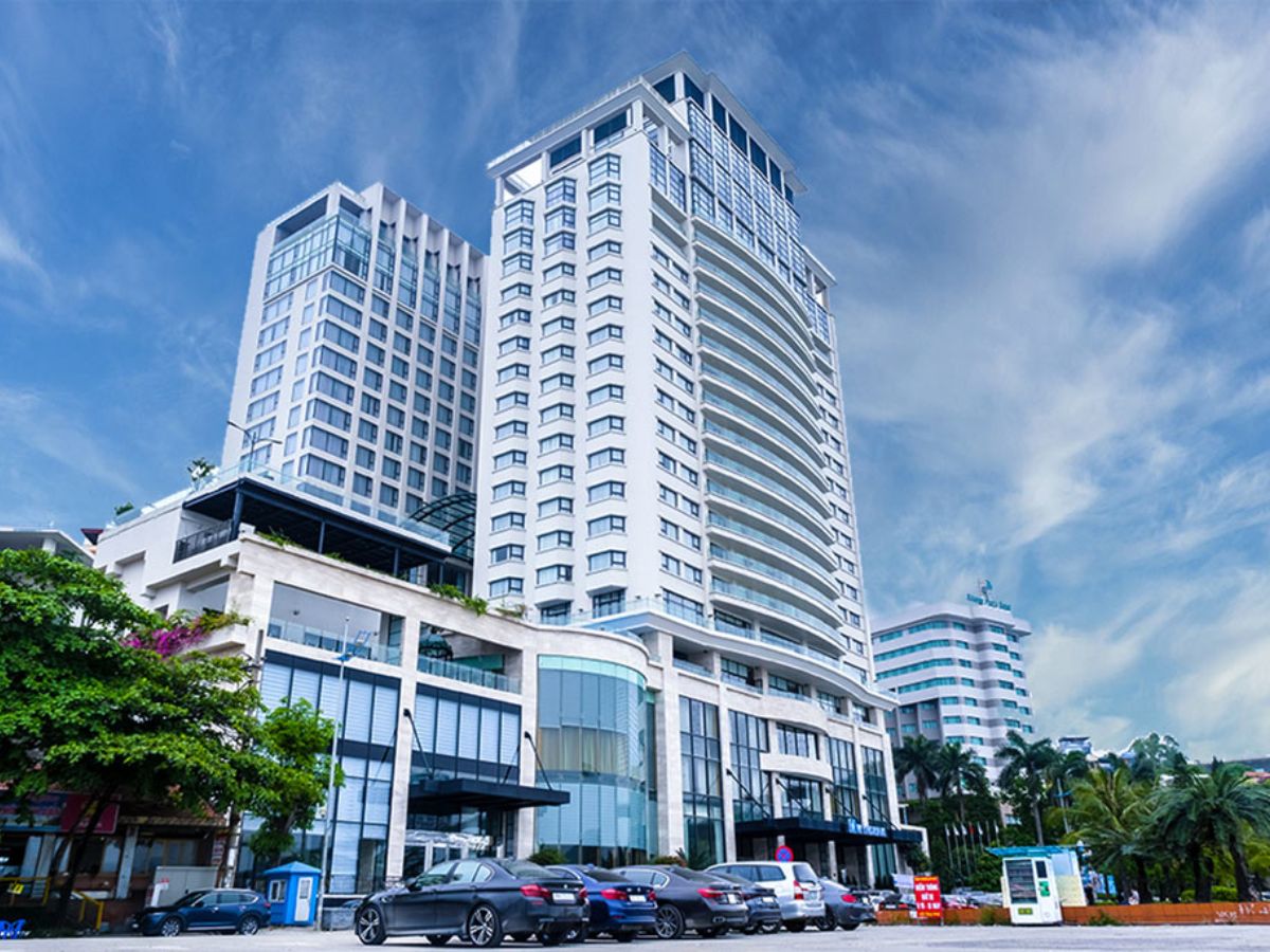 5-wyndham-legend-ha-long-hotel.jpg