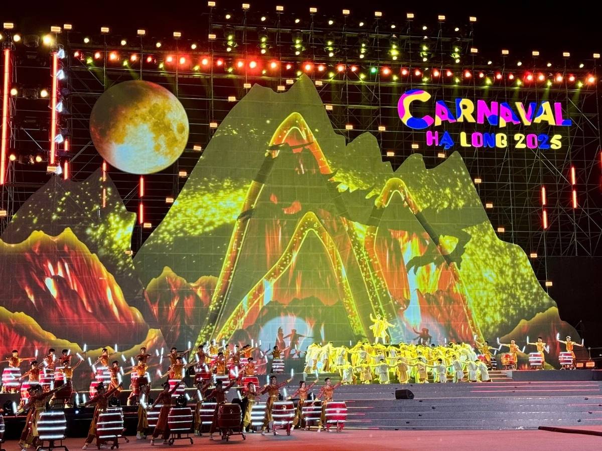 4-quang-truong-sun-carnival-Ha-Long.jpg