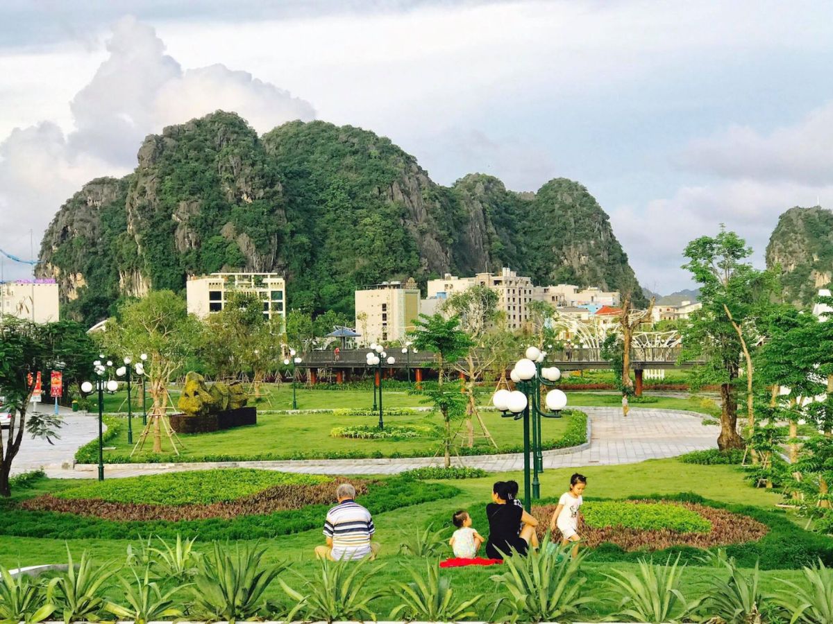 Công viên hoa Hạ Long có nhiều phân khu chức năng được quy hoạch hiện đại