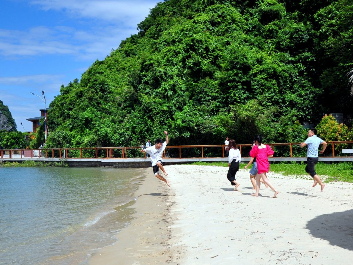 Tuân thủ các quy định khi tham quan Đảo Soi Sim.