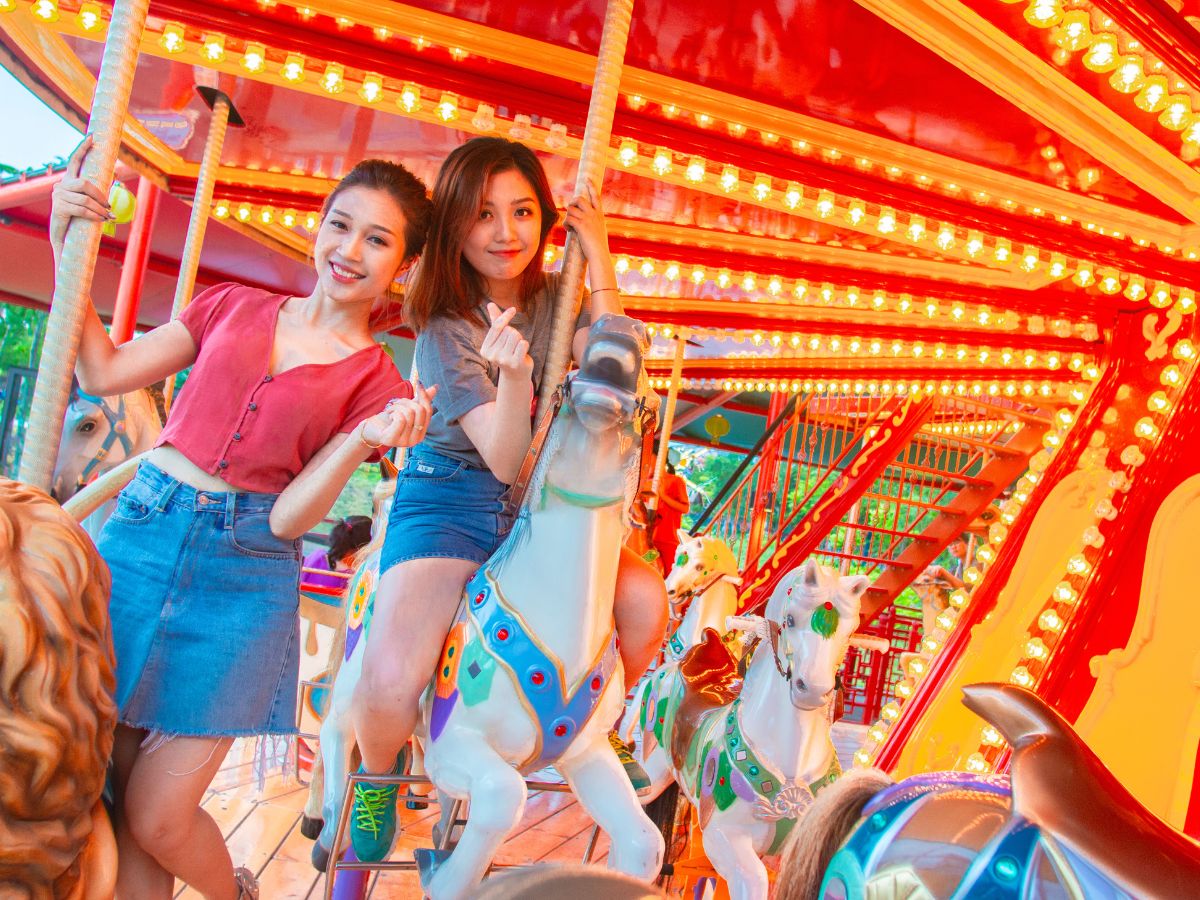 Trải nghiệm Sun World Ha Long ở gần bãi tắm Hòn Gai.