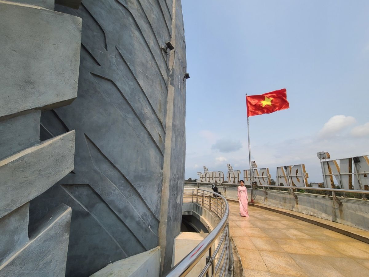 Mũi Sa Vĩ sở hữu vị trí địa lý độc nhất, là điểm xuất phát của “hình chữ S” Việt Nam.